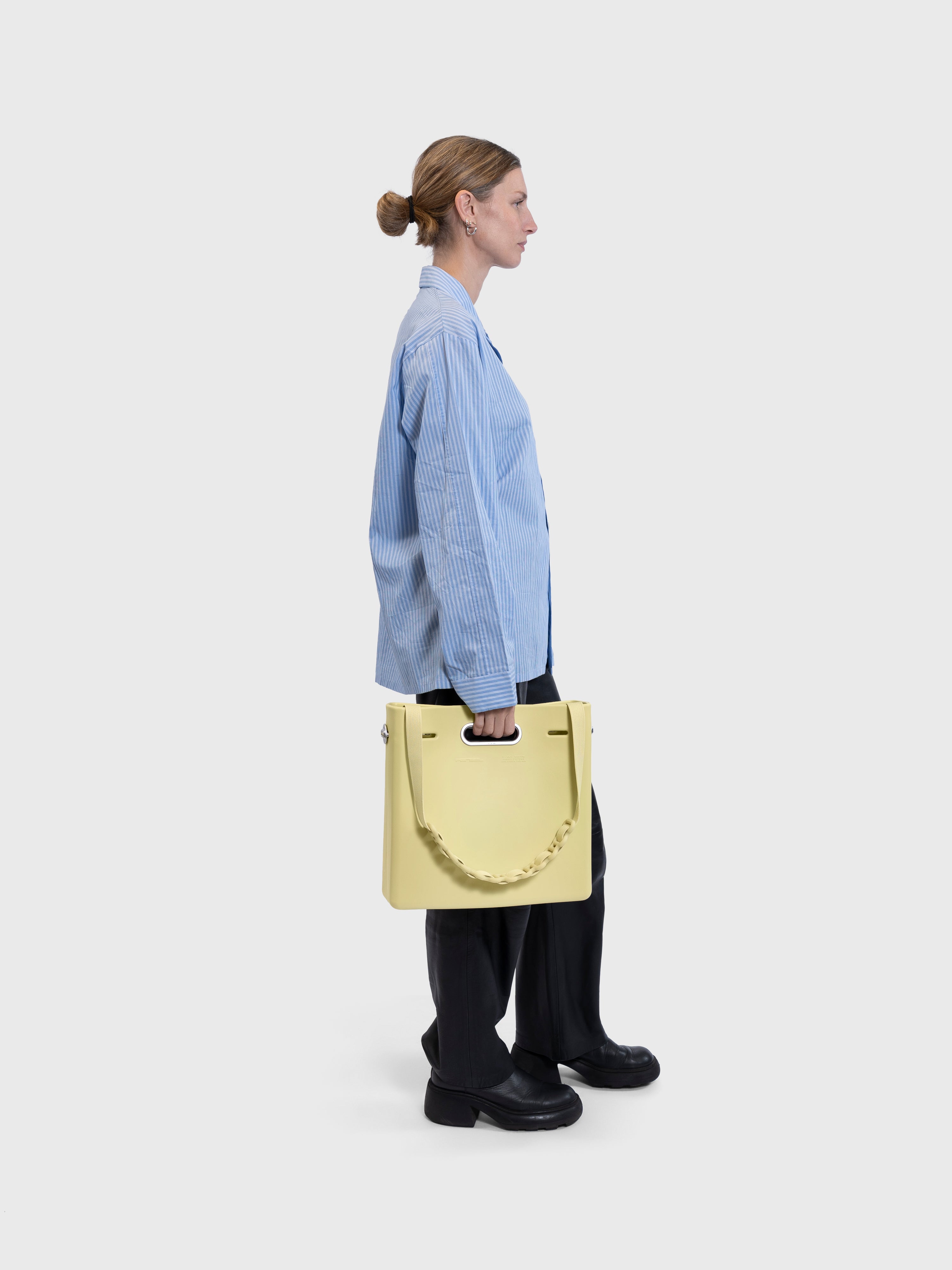 EAST WEST CLUTCH SYSTEM - MEDIUM