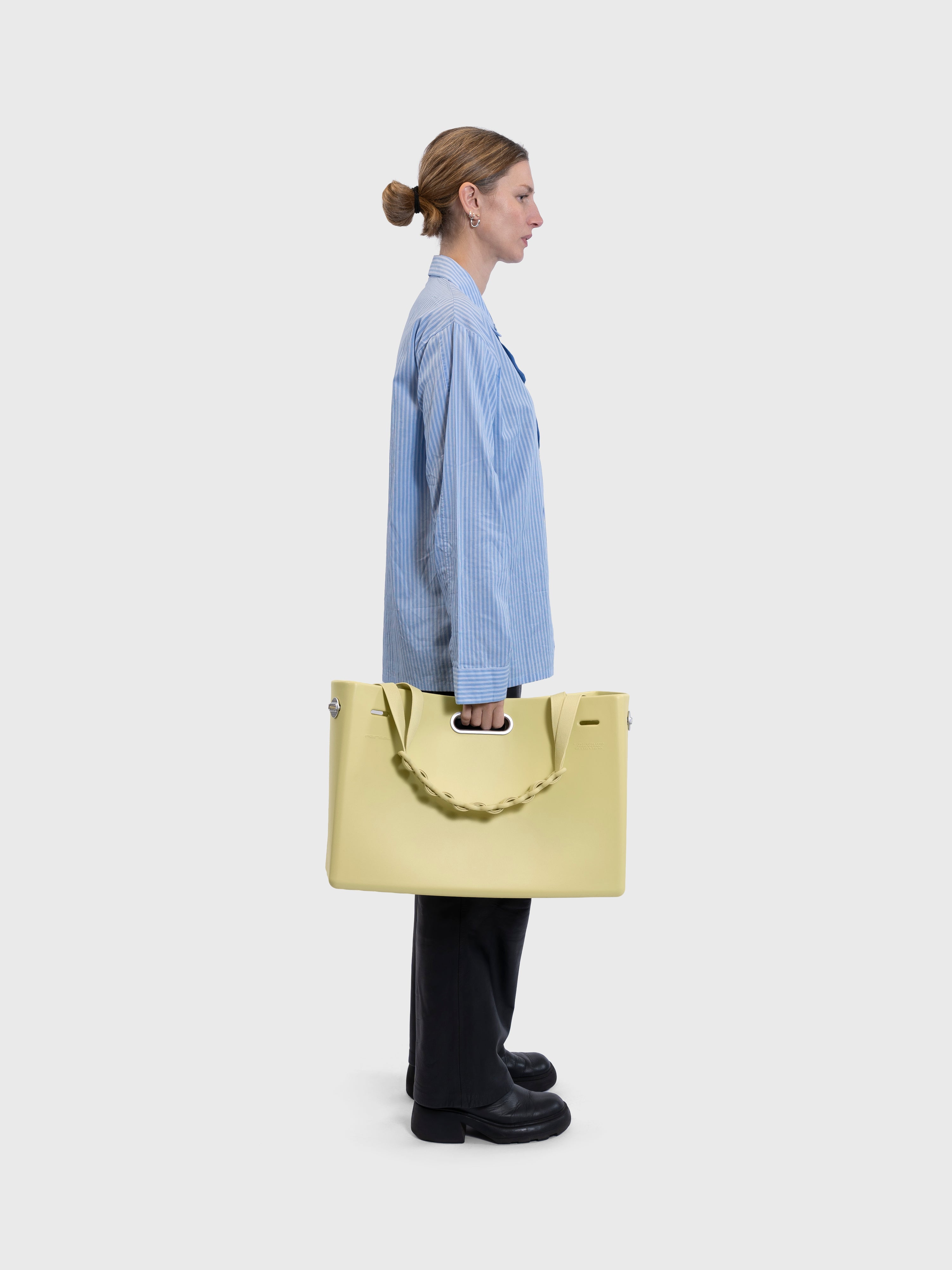 EAST WEST CLUTCH SYSTEM - XL
